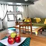 Holgers Galerie - Ueber Den Daechern Von Апартаменты
