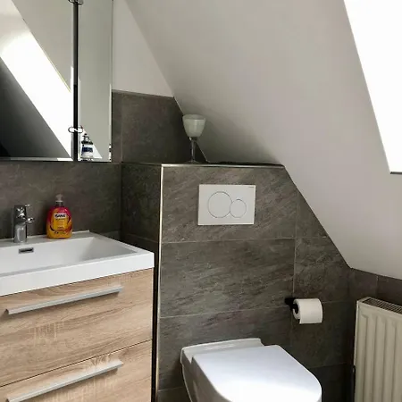 Apartamento Holgers Galerie - Ueber Den Daechern Von *