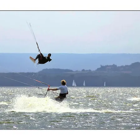 Holgers Galerie - Ueber Den Daechern Von Steinhude