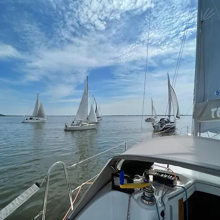 Apartamento Holgers Galerie - Ueber Den Daechern Von